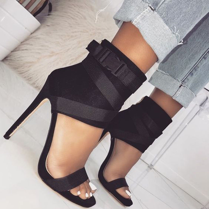 Elegant Cross-Strap Slingback Heels