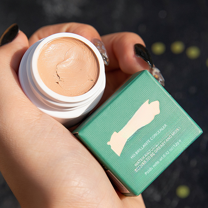 NOVO Radiant Finish Concealer