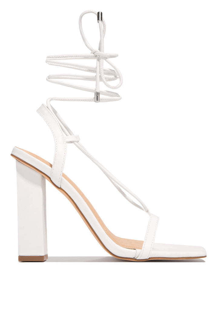 Chic Strap Leather Sandals
