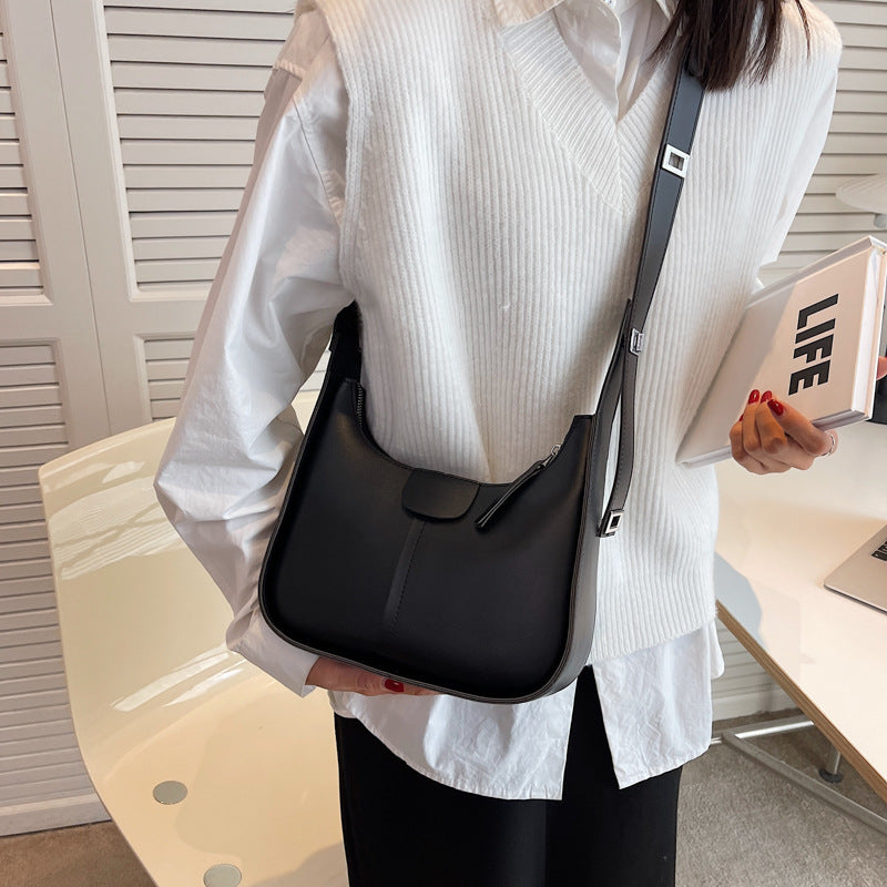 Elegant Summer 2022 Retro Bucket Bag