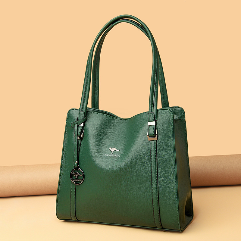 Sophisticated Large-Capacity Purse