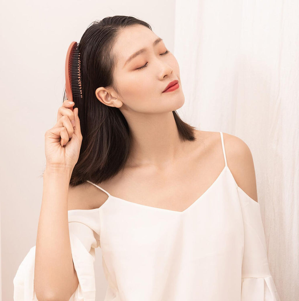 Dual-Purpose Anti-Static Hollow Comb for All Genders