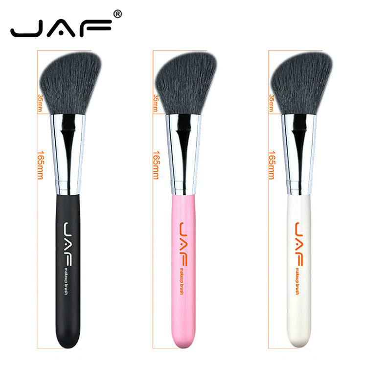 Elegant Arc Blush Brush