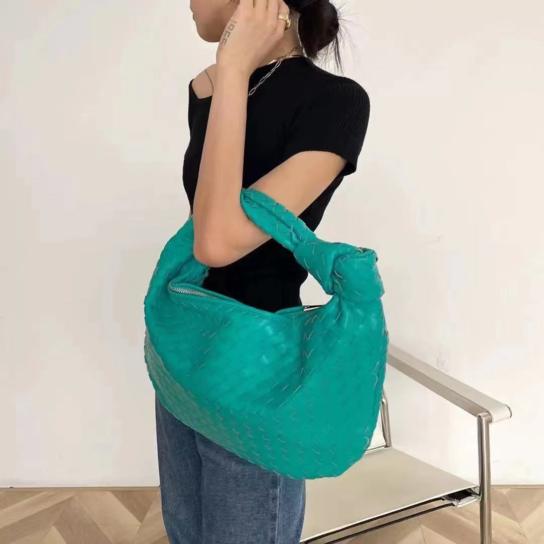 Chic Large Woven Traveler Tote - 2023 Edition