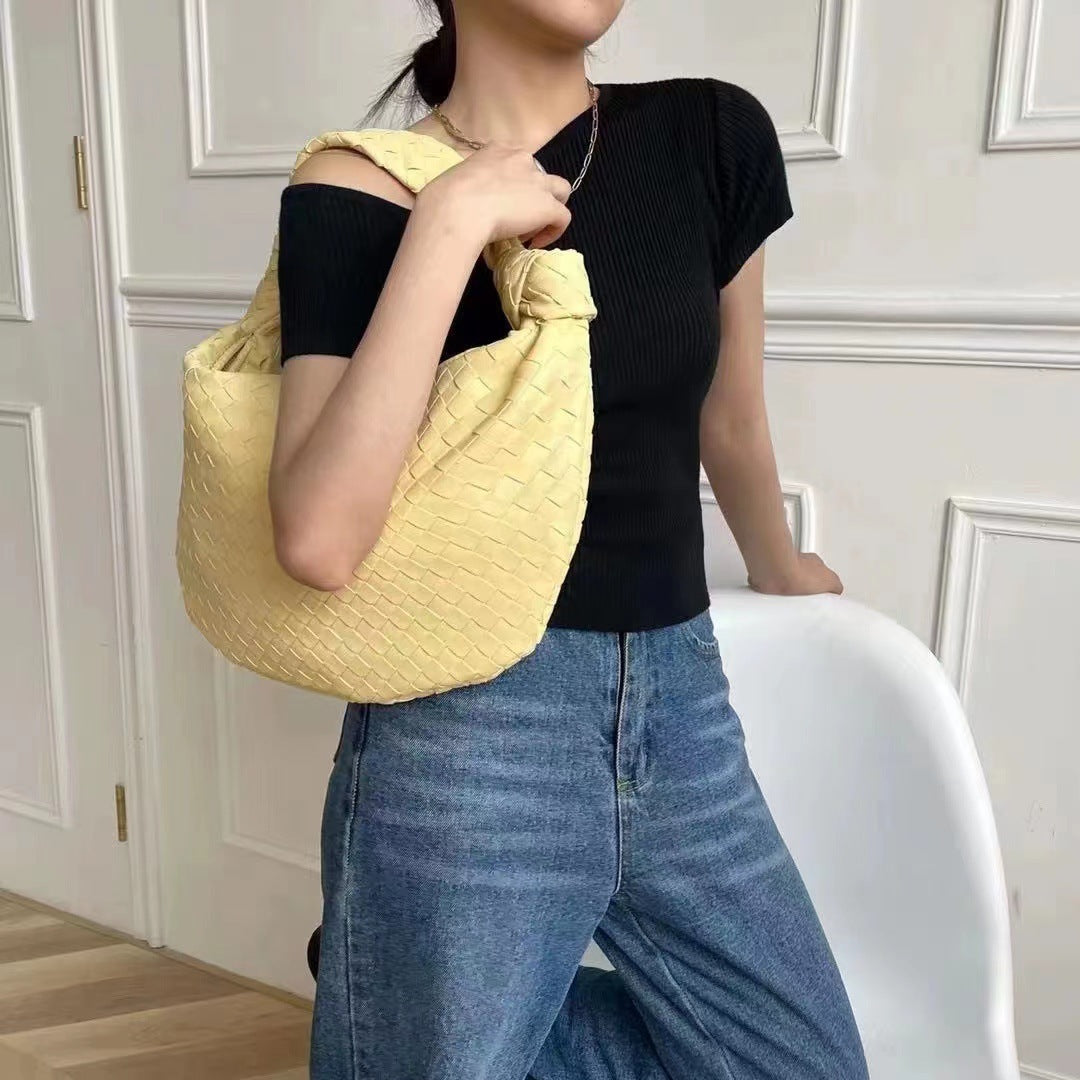 Chic Large Woven Traveler Tote - 2023 Edition